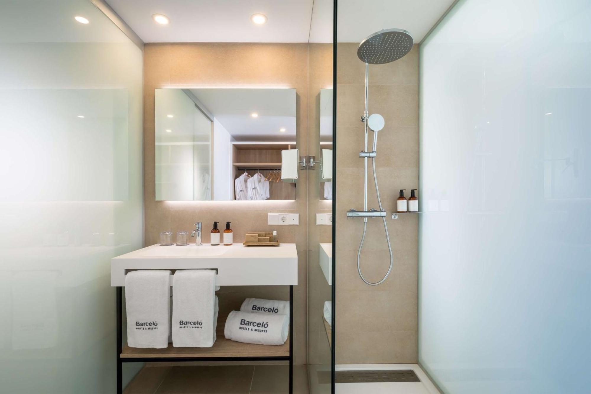 Suite (2 adultos + 2 niños)