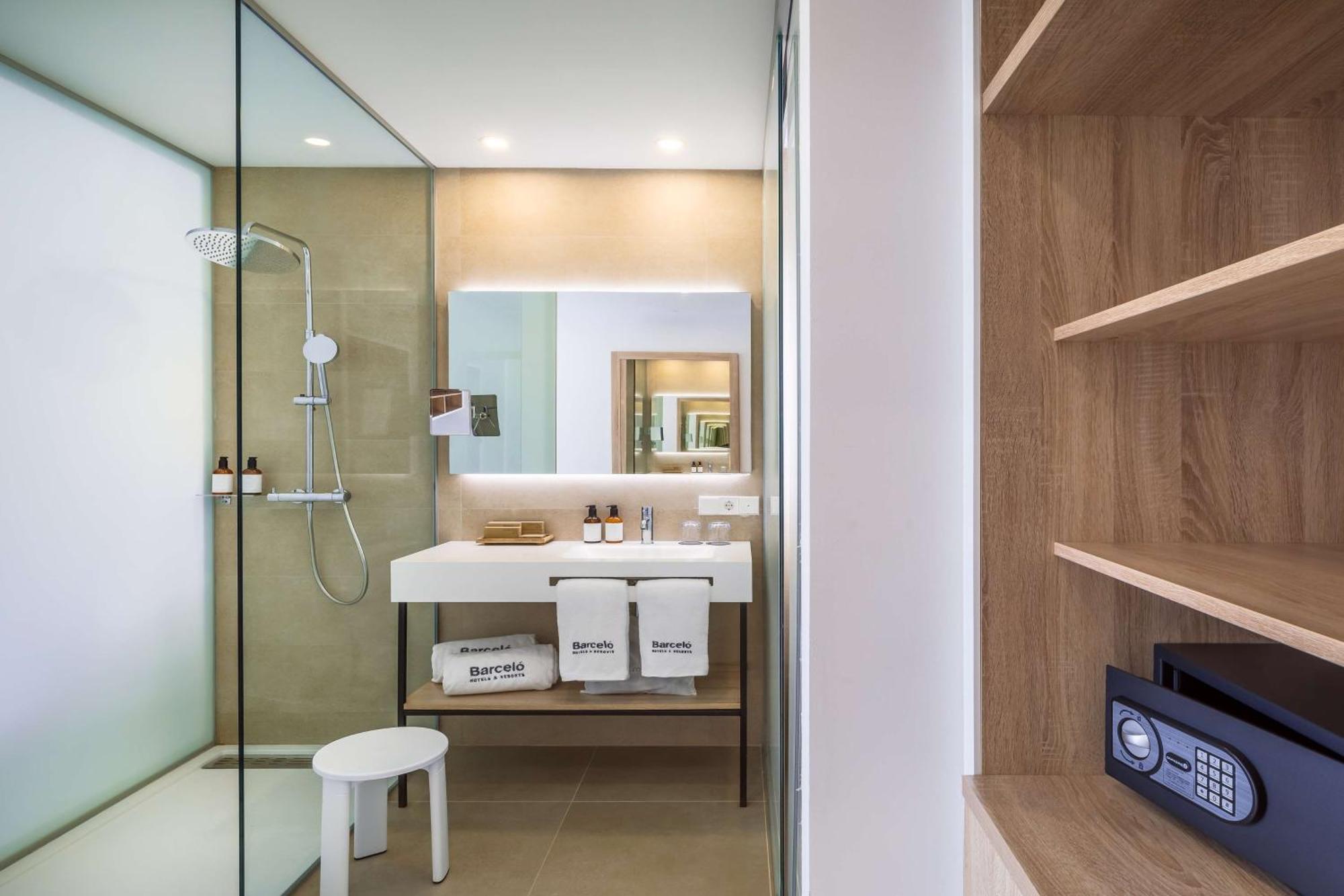 Habitación Deluxe con piscina semiprivada