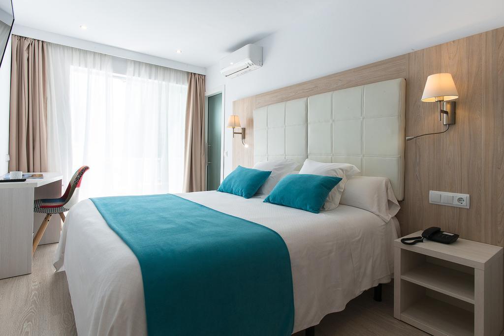 Superior Double or Twin Room with Terrace,401484576:JPEG