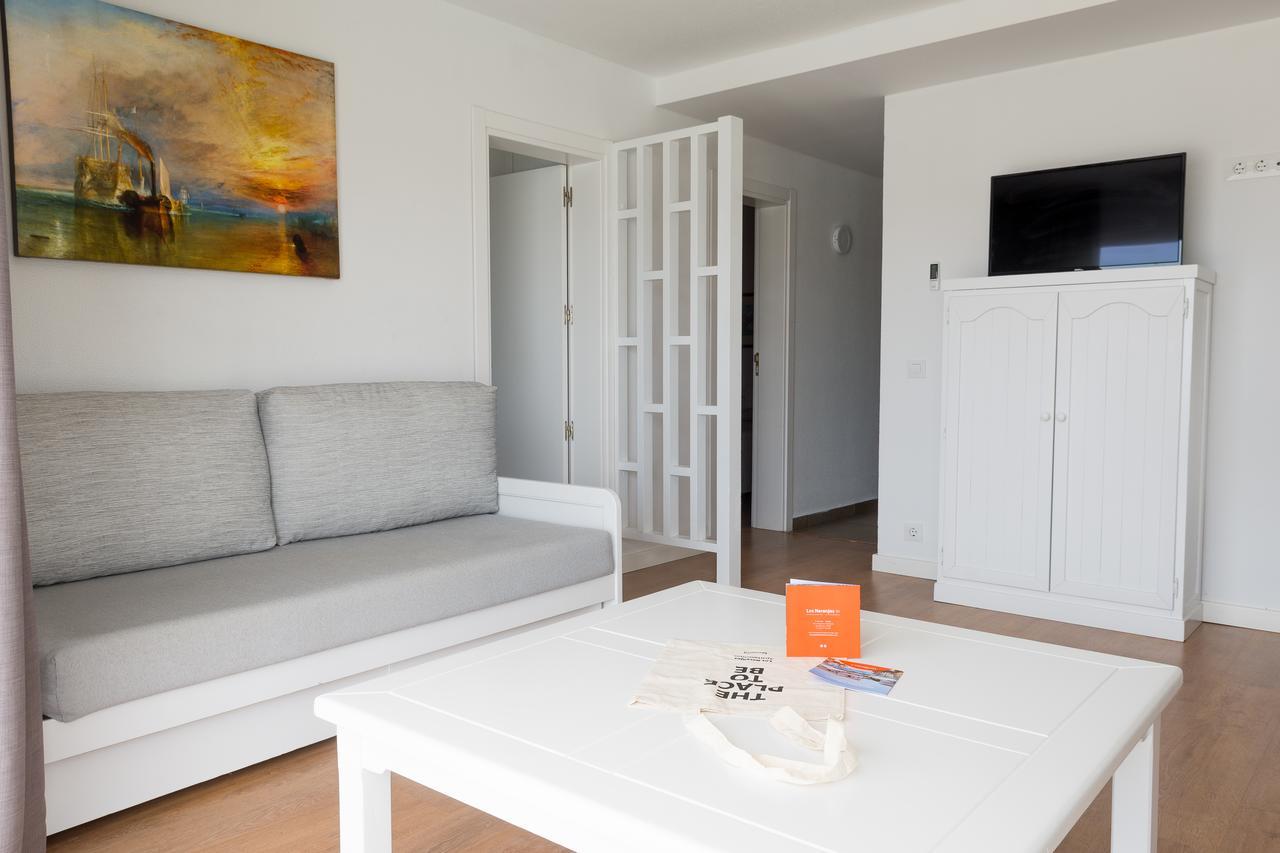Apartamento con vistas a la piscina
