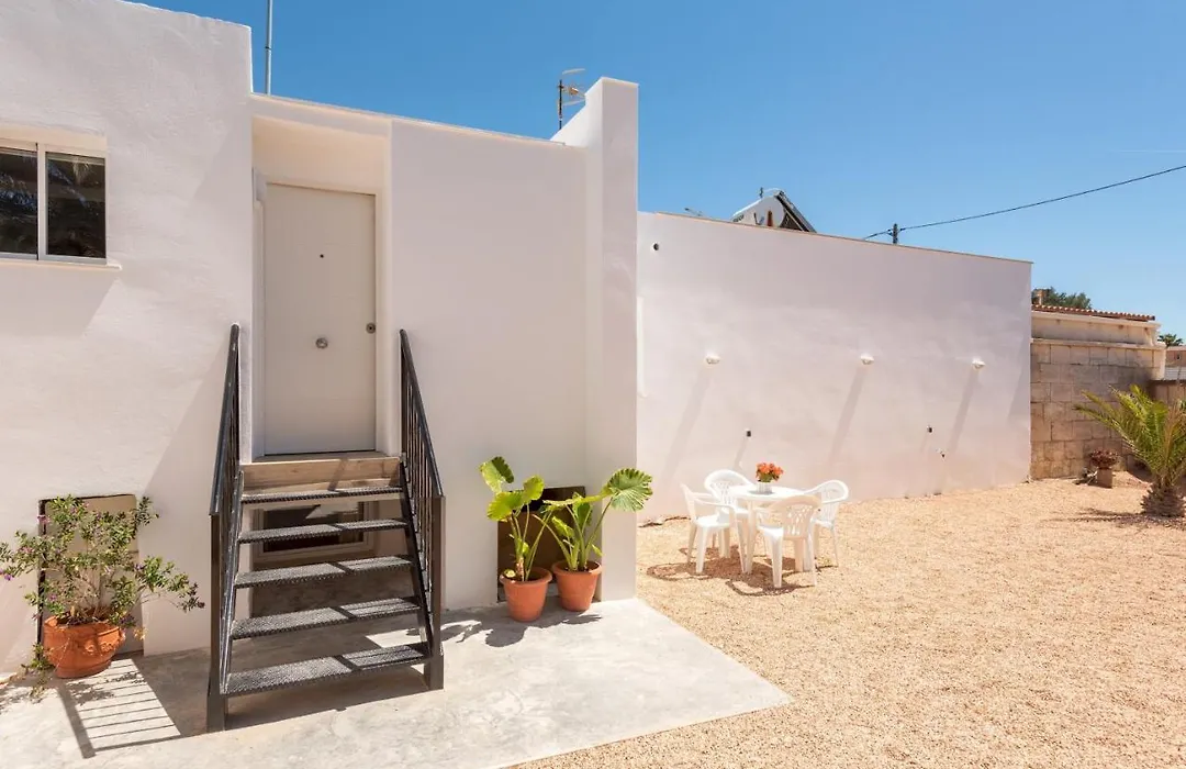 5 Soles 3 Bedroom Apartment, Santandria-1