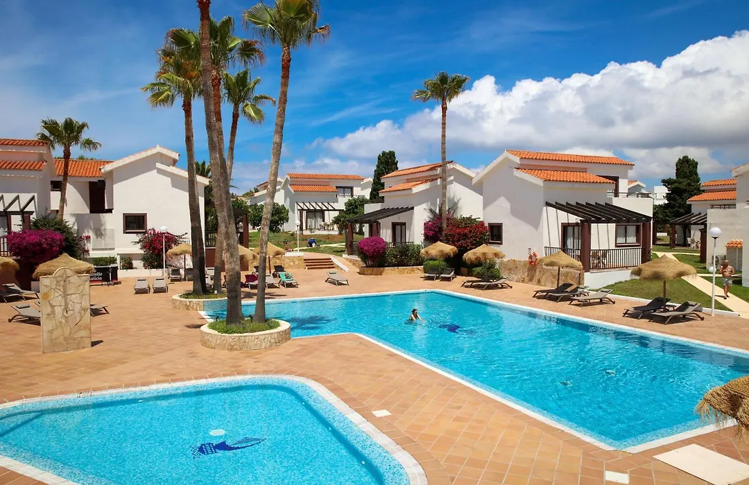Nuramar Aparthotel-1