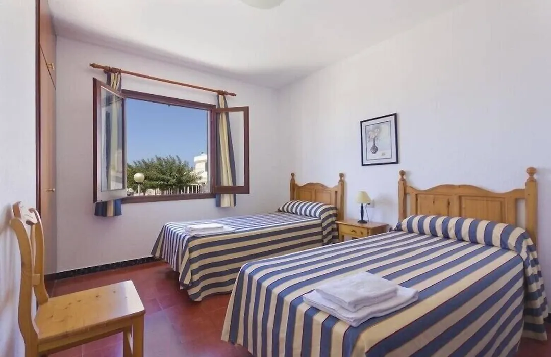 Apartamentos Sol Y Mar Menorca-1