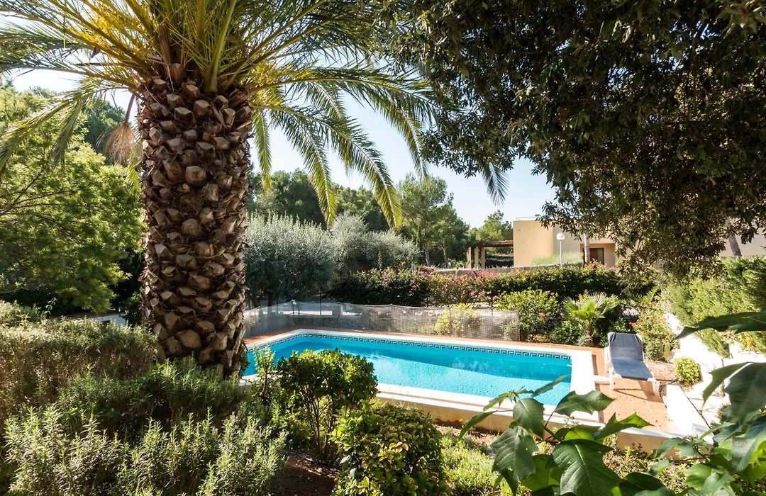 Villa Tres Joans-1