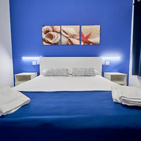 Apartamentos Blue Beach Menorca-3