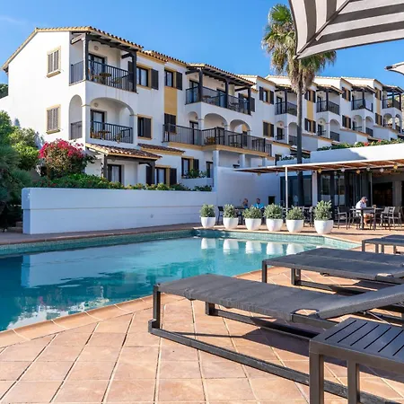 Calallonga Hotel Menorca-3