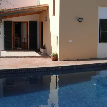 Casa Familiar Con Piscina, Cerca De La Playa-3