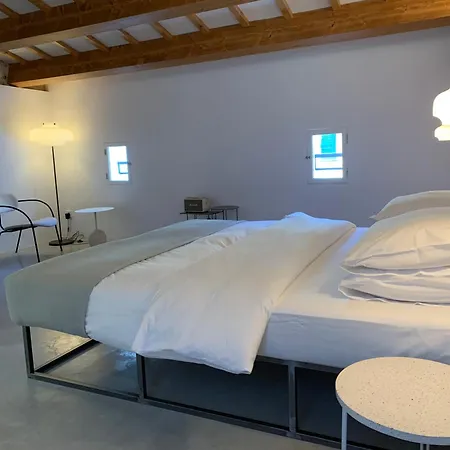 Fragile Boutique Hotel-2