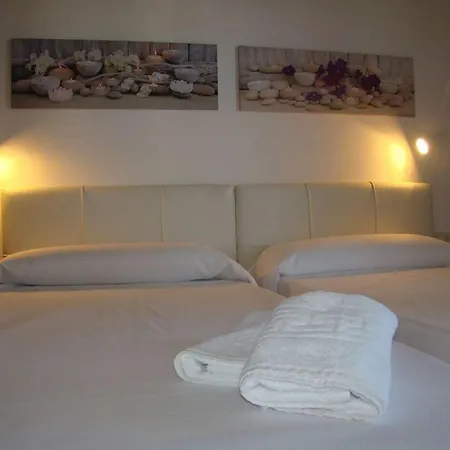 Casa De La Belvedere - Wonderful Sea Views - Elegant Terrace Area - Great For Families-2