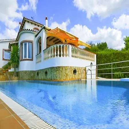 Casa Illote - Well Furnished 3 Bedroom Villa - Great Pool Area - Perfect For Families-3
