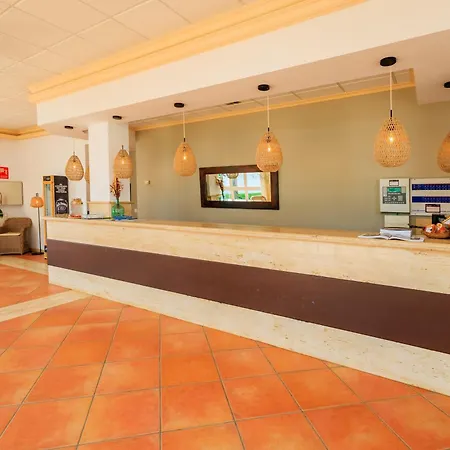 Nuramar Aparthotel-3