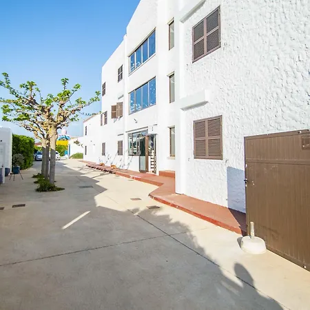 Apartamentos Sol Y Mar Menorca-2