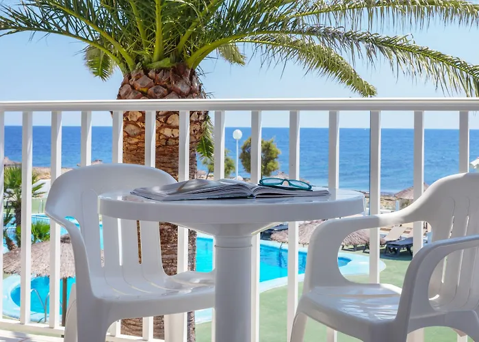 Boutique Hotel Aluasun Far Menorca S'Algar