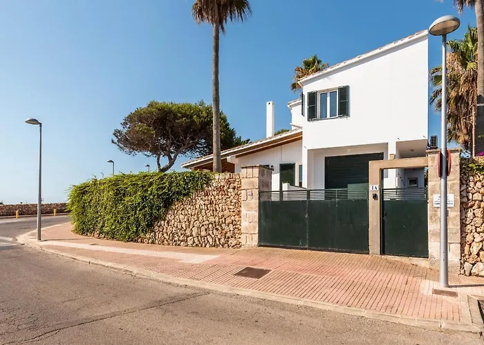 Roxana 3 bedroom villa, Es Castell Es Castell 