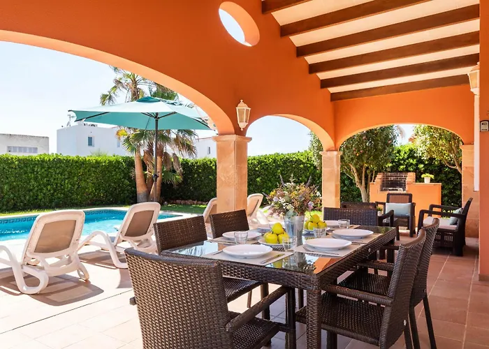 Villas Begonias by Escape Home Cala'N Bosch 