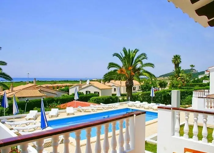 Casa Oeste - Family-Friendly Holiday Home With Sea View Son Bou
