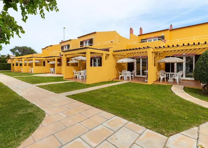 Apartamentos Ses Anneres Cala'N Blanes  admite animales