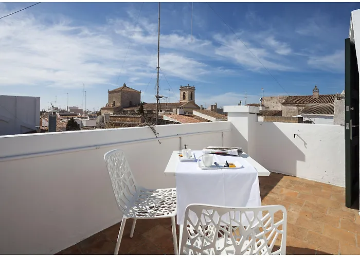 Cheap & Chic Hotel Ciutadella 