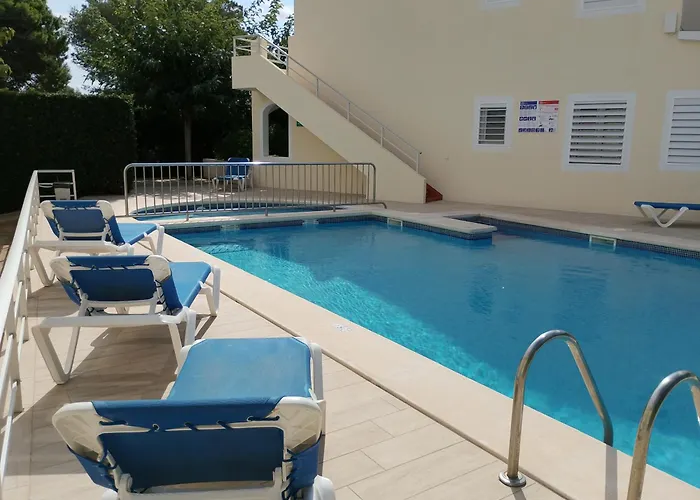 Apartamentos Rayma I-II-III Cala Blanca 